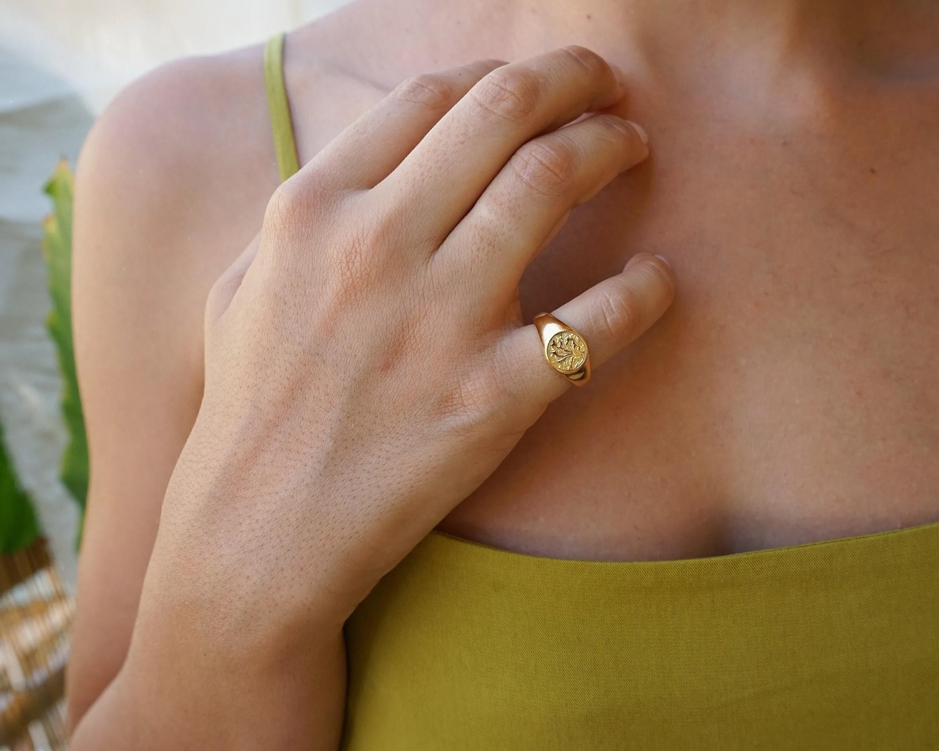 Gold Floral Stamp Signet Ring