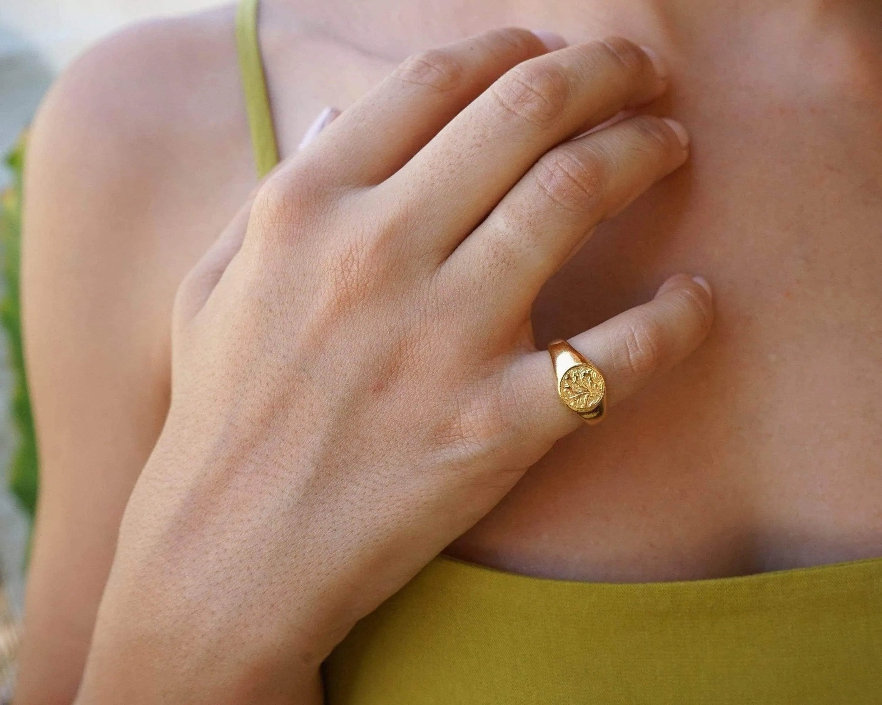 Gold Floral Stamp Signet Ring